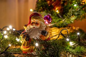 Game of Cults: What This Pervasive Cult Teaches Us About the Dynamic of the Group 3 Santa Clause